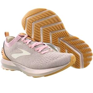 Brooks Levitate 2 Size 7